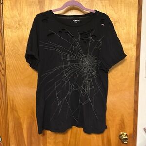 Women’s Torrid Relaxed Fit Spider Web Distressed Graphic T Shirt, Size 2